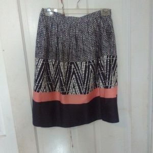 Beautiful cheerful skirt George brand cotton.